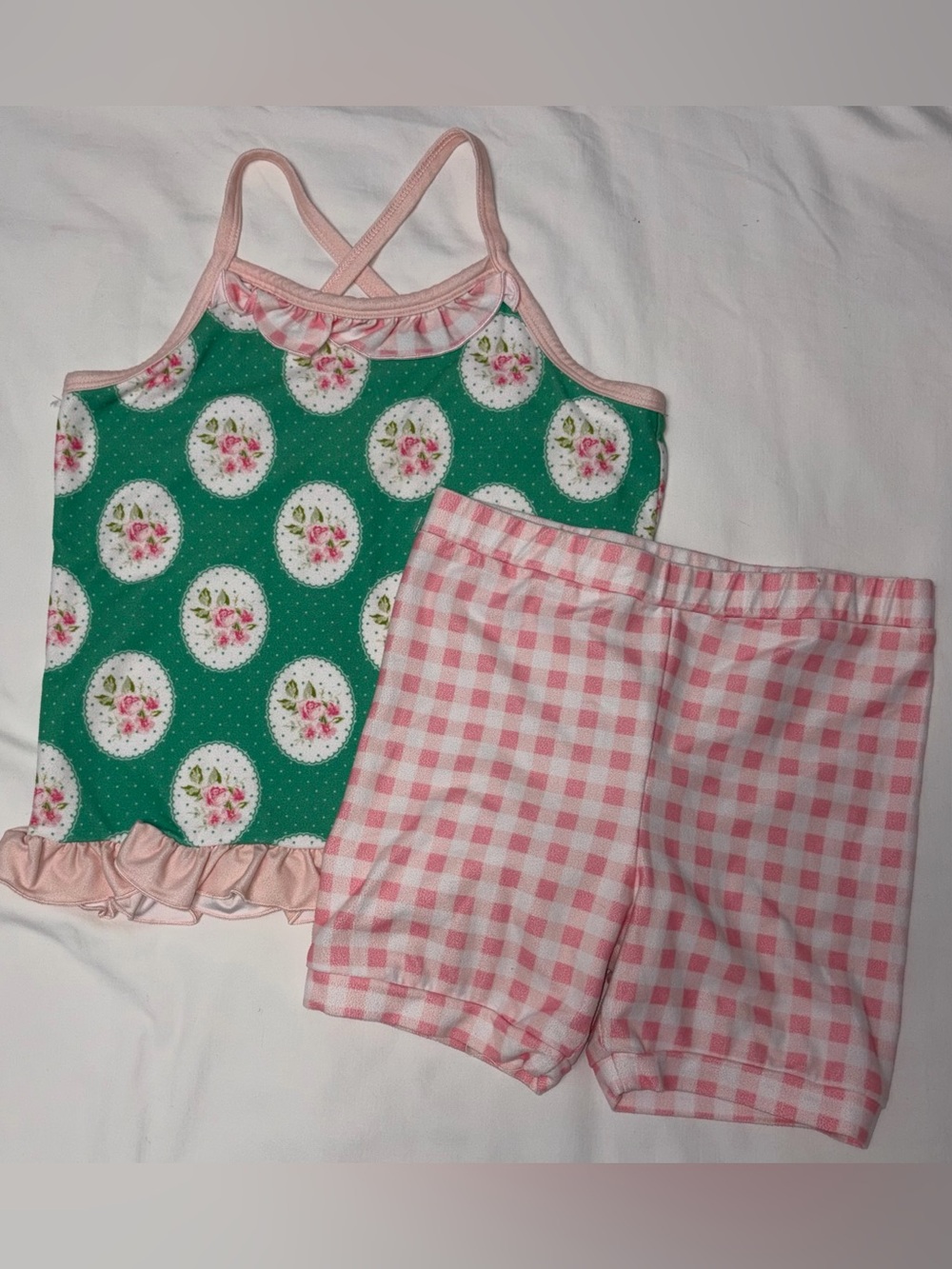 Sweet Honey ruffled tank w/criss cross straps & matching shorts sz 12